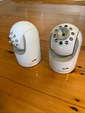 Infant optics DXR-8 lot of 2 cameras for baby monitor. EUC. With extra lens!